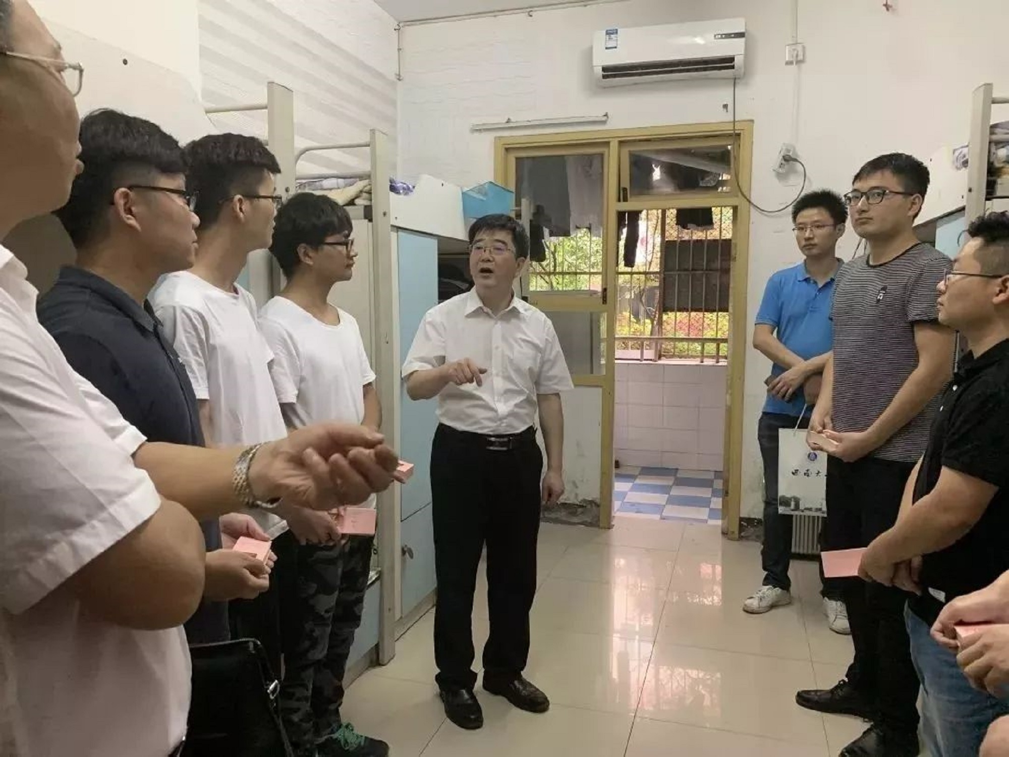 图片二.jpg